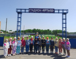 «Экскурсия на стадион» «Экскурсия на стадион».